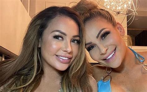 jenni neidhart leaked|Natalya & Jenni Neidhart Go ‘Rack Out’ In Super Revealing。